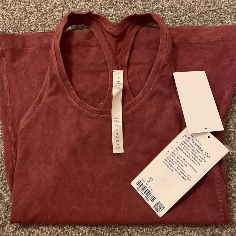 LULULEMON TANK